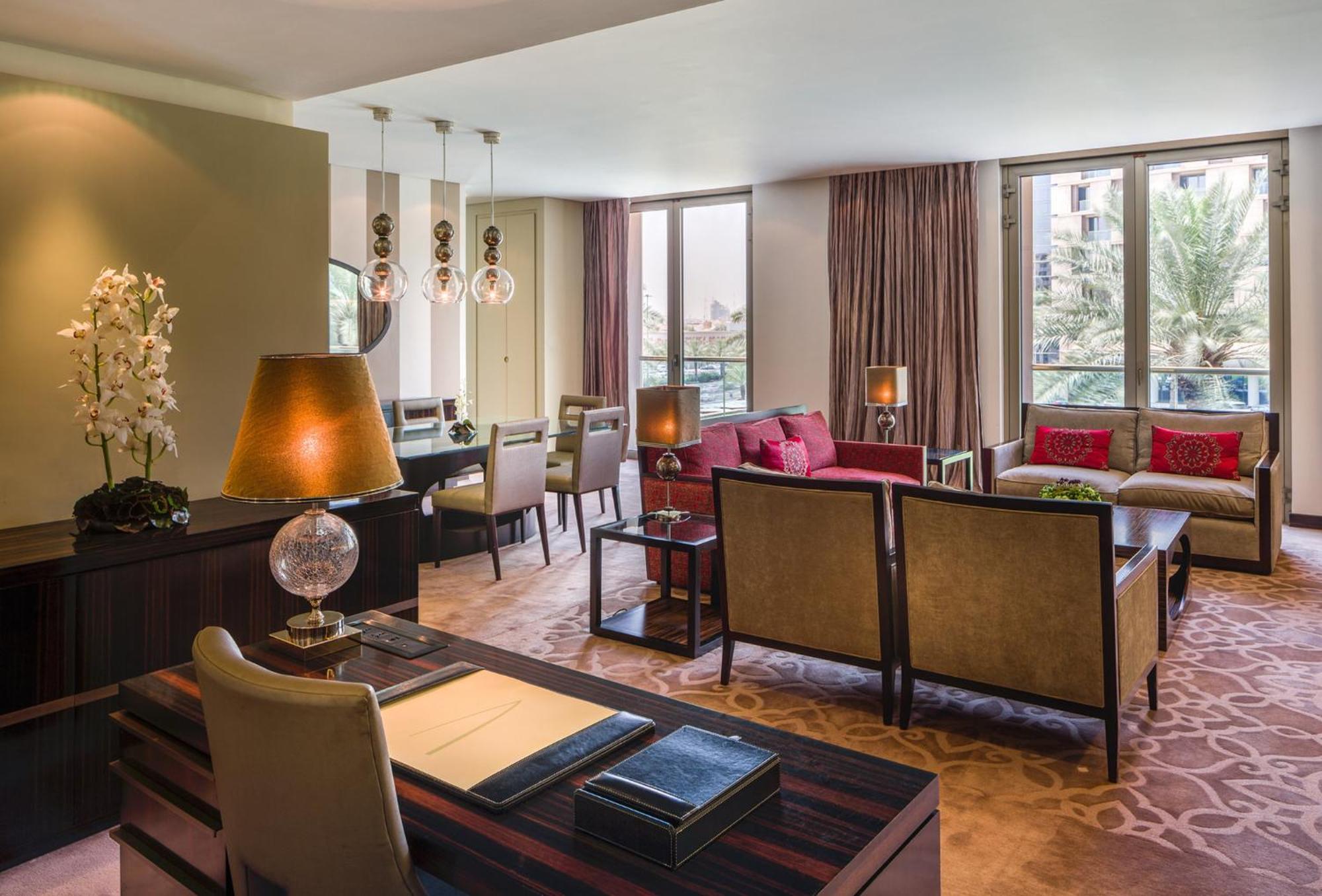 Mandarin Oriental Al Faisaliah, Ер-Ріяд Екстер'єр фото A suite at the hotel