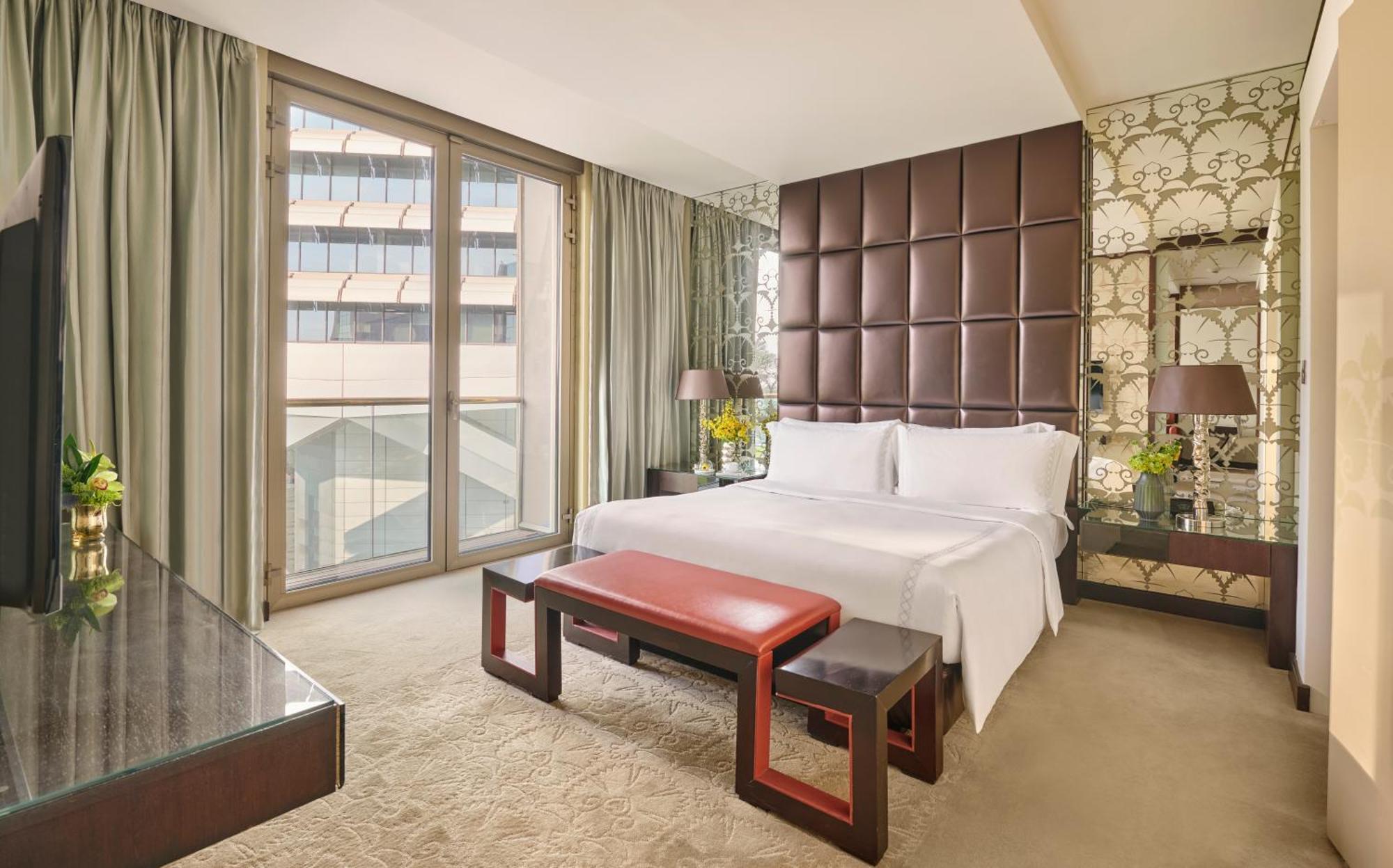 Mandarin Oriental Al Faisaliah, Ер-Ріяд Екстер'єр фото A bedroom at the hotel